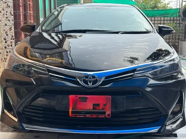toyota-corolla-altis-x-manual-16-big-2