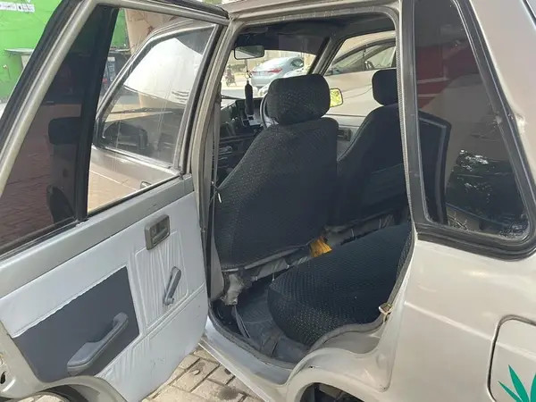 suzuki-mehran-vx-2009-big-6