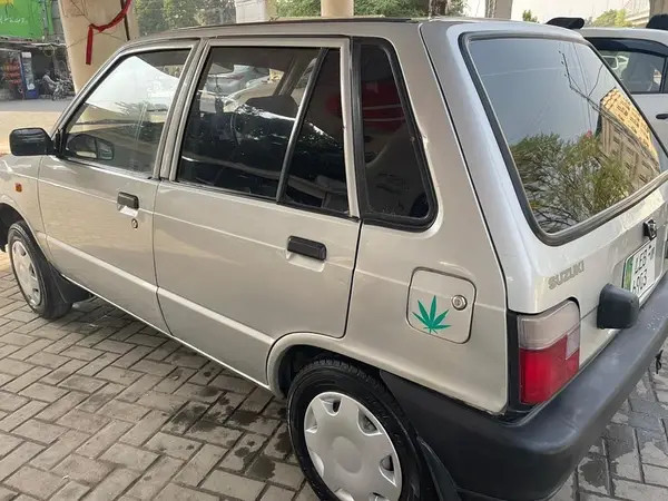 suzuki-mehran-vx-2009-big-9