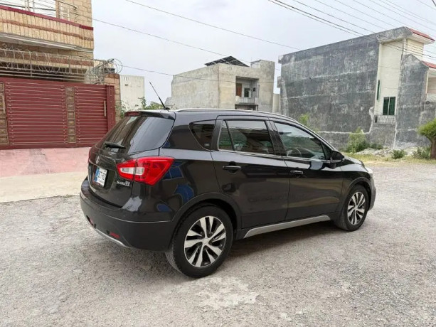 suzuki-s-cross-big-4