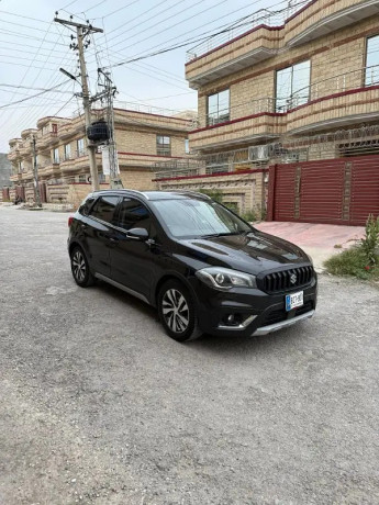 suzuki-s-cross-big-0