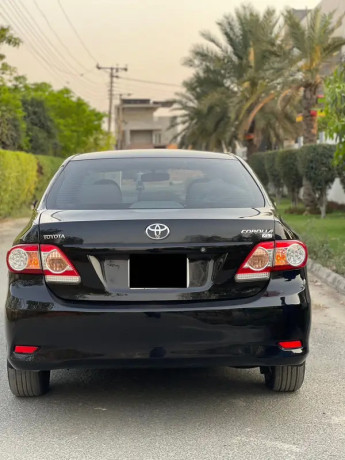 toyota-corolla-altis-x-manual-16-big-1