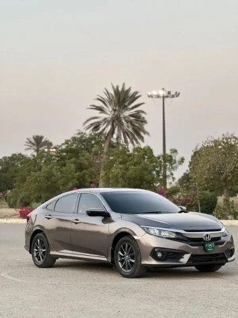 honda-civic-oriel-2019-big-9