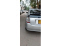 toyota-prius-15-2010-small-4