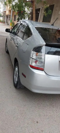 toyota-prius-15-2010-big-2