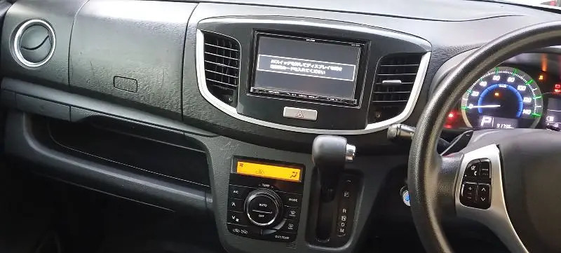 suzuki-wagon-r-stingray-2015-big-5