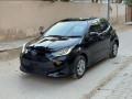 toyota-yaris-gli-mt-13-small-2