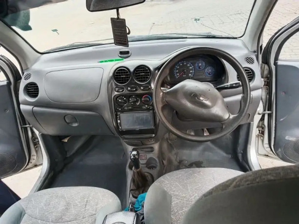 chevrolet-joy-2006-big-4