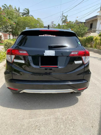 honda-vezel-z-orange-room-b2b-original-2014-model-2015-registered-big-3