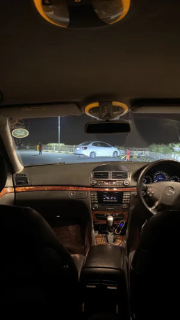 mercedes-e-class-e200-big-5