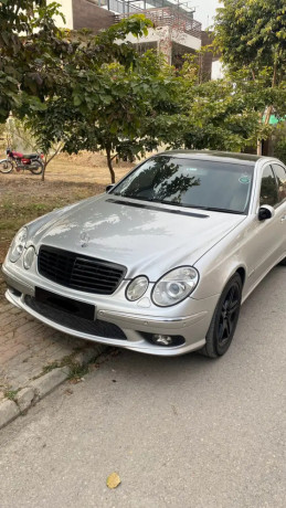 mercedes-e-class-e200-big-1