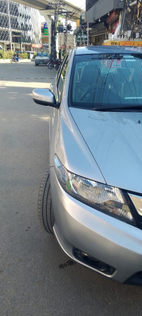 honda-city-12l-cvt-big-5