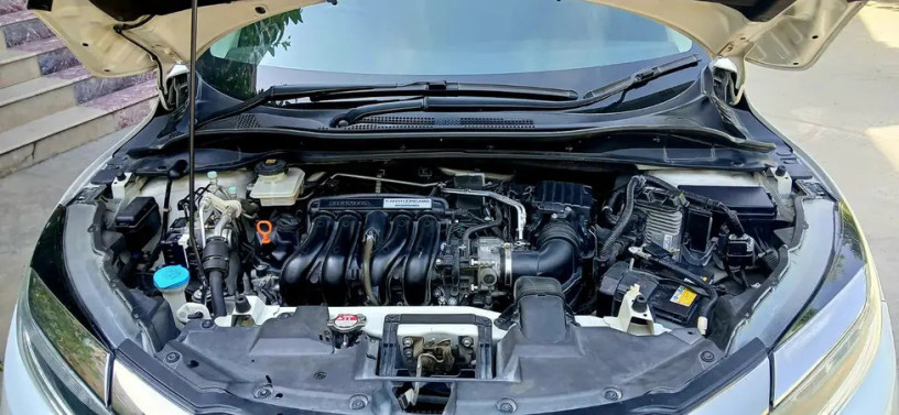 honda-vezel-hybrid-z-honda-sening-2018-92-325-9596254-big-7