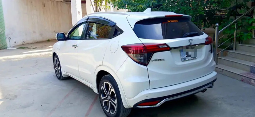 honda-vezel-hybrid-z-honda-sening-2018-92-325-9596254-big-2