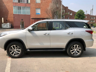 toyota-fortuner-27-vvti-2017