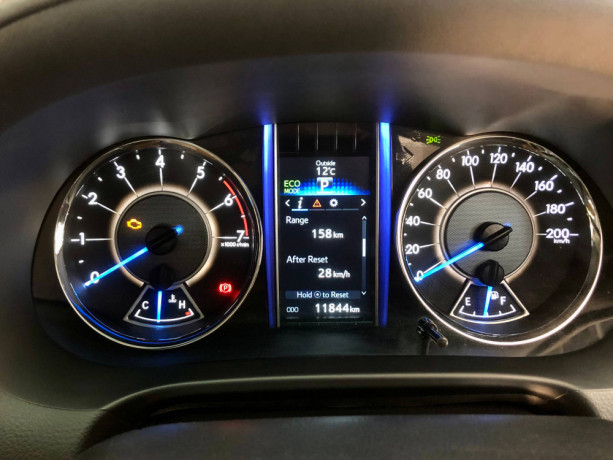 toyota-fortuner-27-vvti-2017-big-13