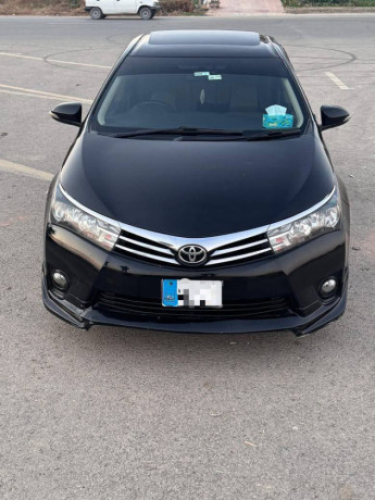 toyota-corolla-altis-x-cvt-i-18-big-2
