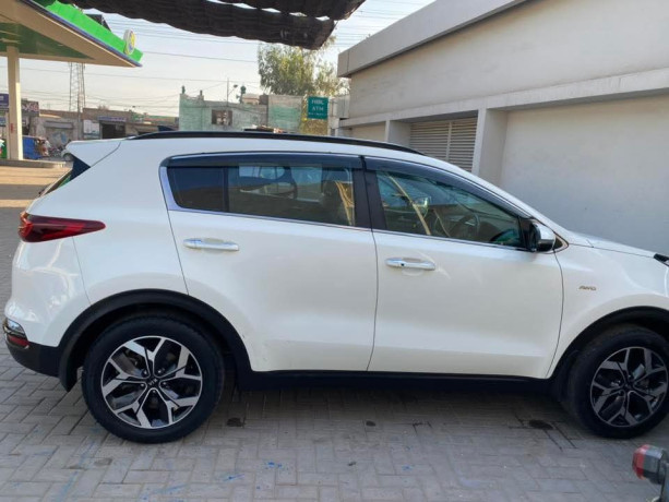 kia-sportage-awd-big-2