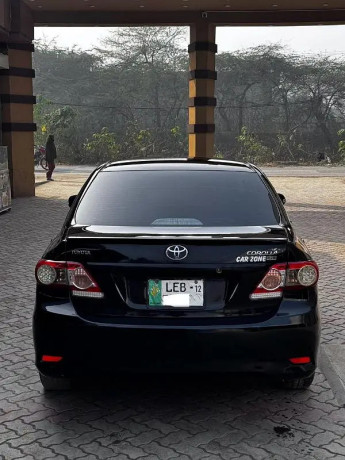 toyota-corolla-altis-x-manual-16-big-0