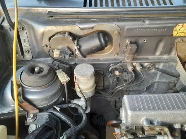 suzuki-mehran-vx-2012-euro-engine-big-8