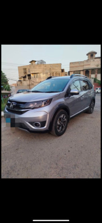 honda-br-v-i-vtec-s-big-1