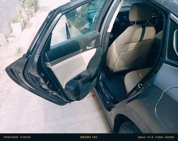 honda-civic-oriel-big-5