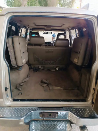 mitsubishi-pajero-1986-big-9