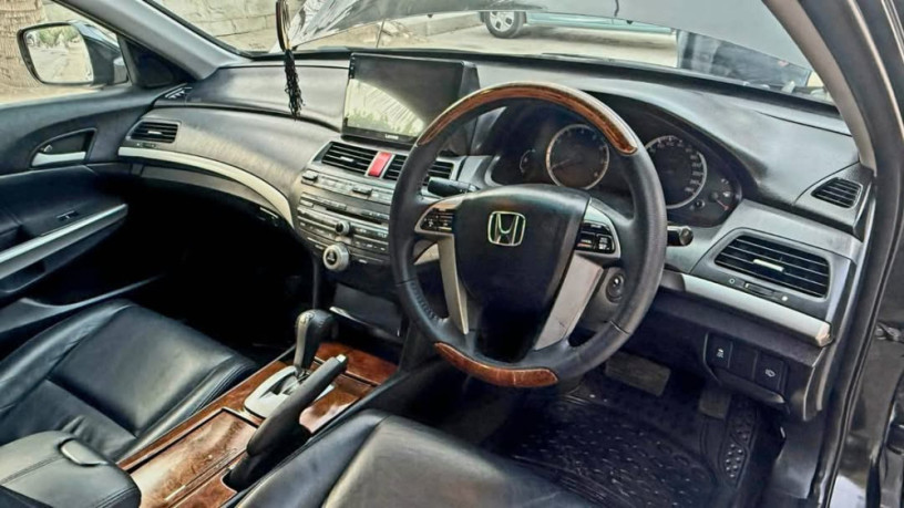 honda-accord-15l-vtec-turbo-big-8