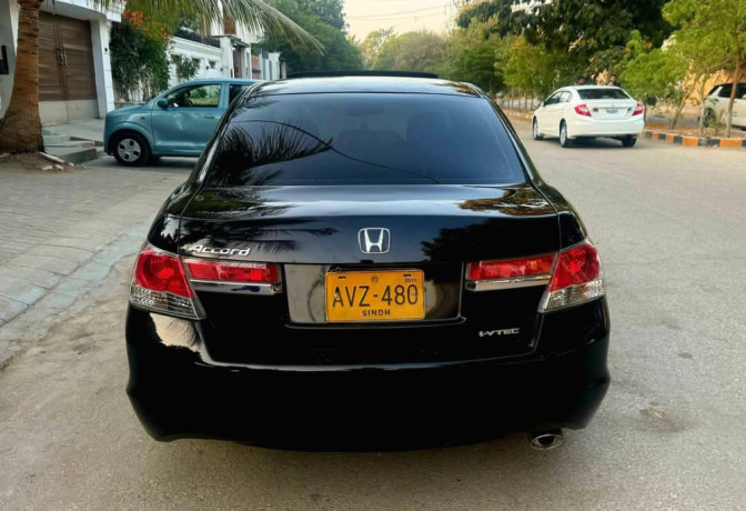honda-accord-15l-vtec-turbo-big-1