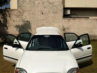 suzuki-baleno-2004