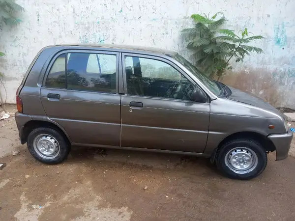 daihatsu-cuore-2007-big-1