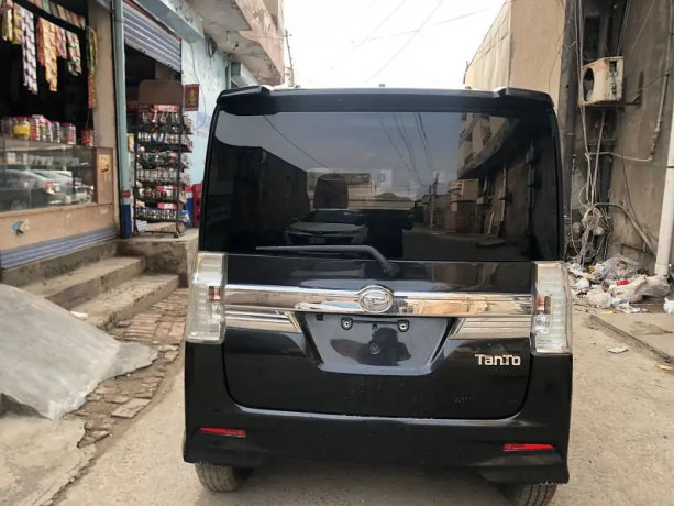 daihatsu-tanto-2015-big-5