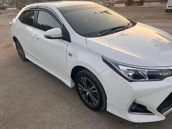 toyota-corolla-altis-x-automatic-2021-first-owner-big-1