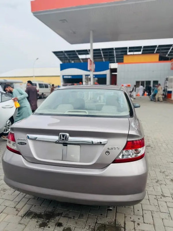 honda-city-2005-big-3