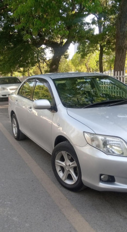 toyota-corolla-axio-g-big-3