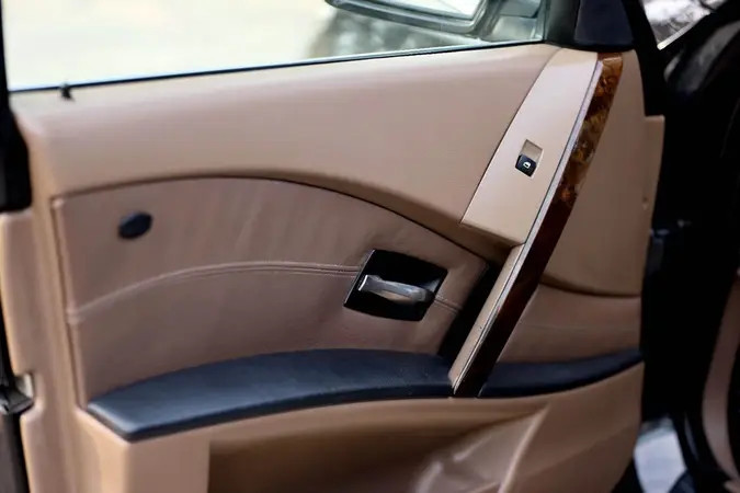 bmw-5-series-2007-big-11