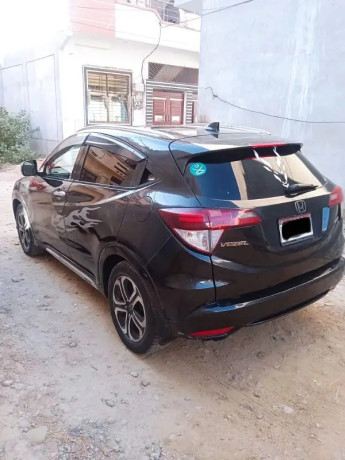 honda-vezel-2014-big-3