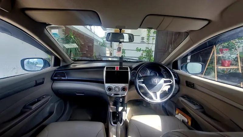 honda-city-aspire-15-prosmatic-2013-big-6