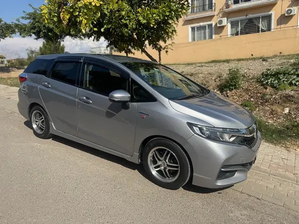 honda-fit-shuttle-hybrid-20182022-big-5