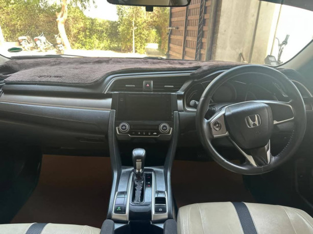 honda-civic-oriel-big-8