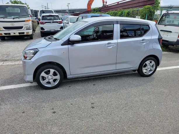 daihatsu-mira-2021-big-3