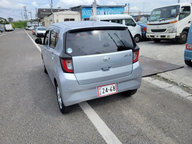 daihatsu-mira-2021-big-6