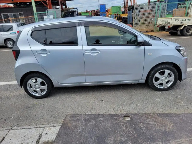 daihatsu-mira-2021-big-1