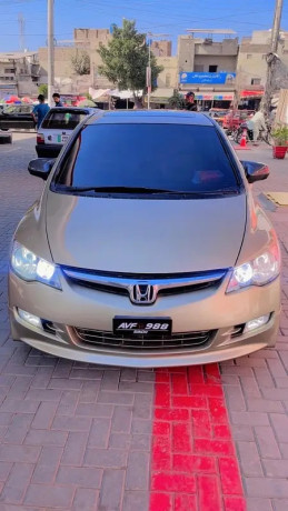 honda-civic-vti-oriel-prosmatec-2011-big-0