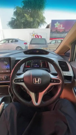 honda-civic-vti-oriel-prosmatec-2011-big-5