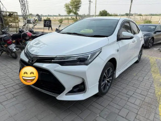 toyota-corolla-altis-x-manual-16