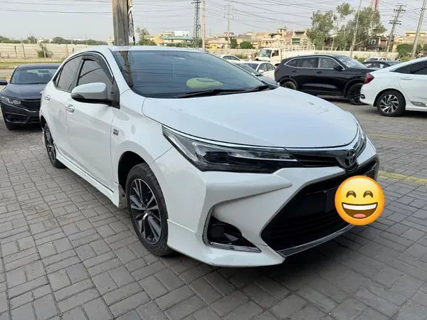 toyota-corolla-altis-x-manual-16-big-1