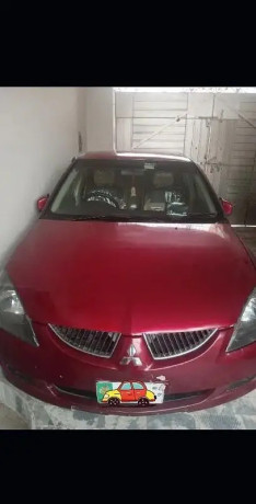 mitsubishi-lancer-2005-big-1