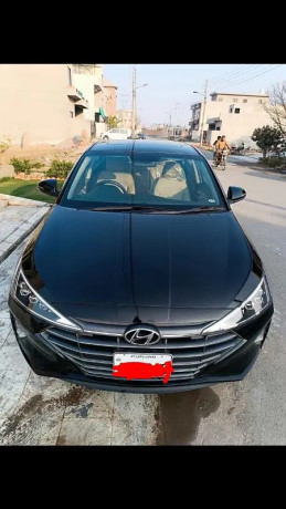 hyundai-elantra-big-0