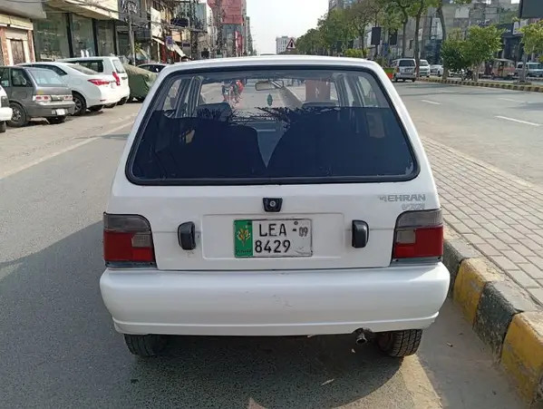suzuki-mehran-vxr-euro-ii-big-2